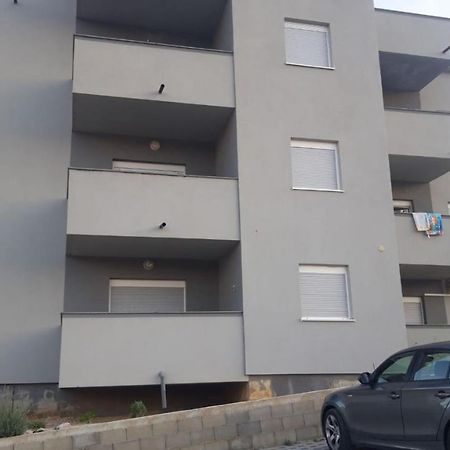 Apartment Mare - Pag Pag Town Bagian luar foto